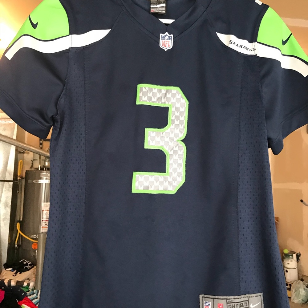 Seahawks t shirt